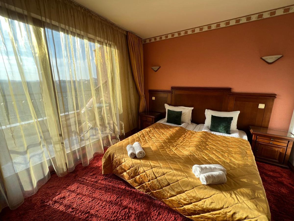 Hotel Bolyari Weliko Tarnowo Exterior foto