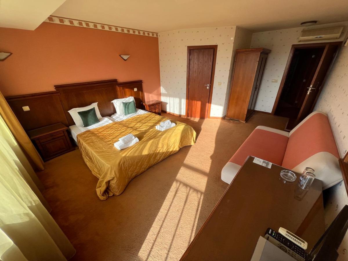 Hotel Bolyari Weliko Tarnowo Exterior foto
